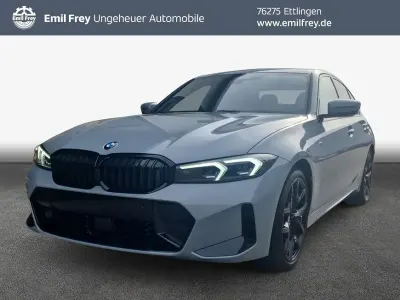 Neu BMW 330 Performance 245 PS (180 kW) 2026 Grau Limousine
