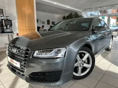 Gebraucht Audi A8 Sport 258 PS (189 kW) 2015 Grau Limousine
