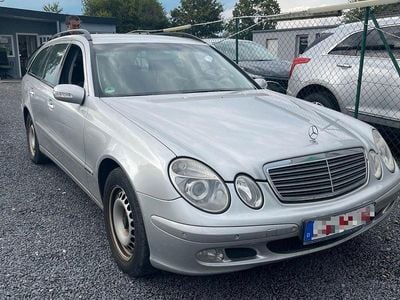 Mercedes E220