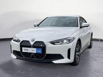 Second-hand BMW i4 Sport Line 250 kW (340 CP) 2023 Alb Berlinǎ