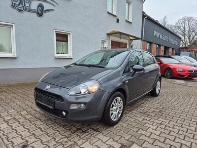 Gebraucht Fiat Punto Lounge 69 PS (50 kW) 2016 Schwarz Kleinwagen