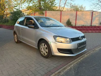 Gebraucht VW Polo Trendline 60 PS (44 kW) 2011 Silber Kleinwagen