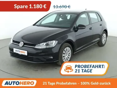Gebraucht VW Golf VII Trendline 110 PS (80 kW) 2018 Deep black Limousine