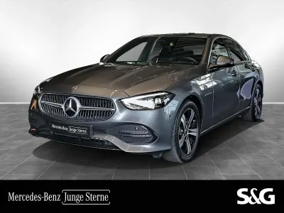 Gebraucht Mercedes C180 Avantgarde 170 PS (125 kW) 2025 Metalliclack selenitgrau Limousine