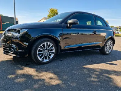 Gebraucht Audi A1 Sportback Ambition 122 PS (89 kW) 2012 Schwarz Kleinwagen