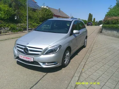 Gebraucht Mercedes B200 136 PS (100 kW) 2012 Silber Kleinwagen
