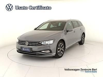 Gebraucht VW Passat Executive 150 PS (110 kW) 2023 Grigio Kombi