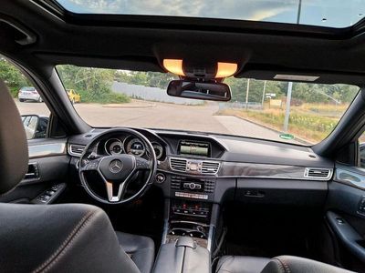 Mercedes E220