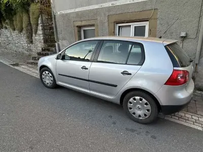 Gebraucht VW Golf IV Trendline 102 PS (75 kW) 2005 Limousine