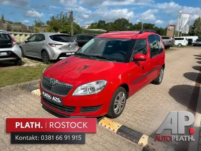 Gebraucht Skoda Roomster Plus Edition 69 PS (50 kW) 2012 Rot Van / Kleinbus