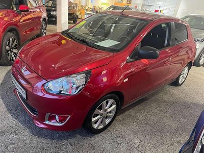 Gebraucht Mitsubishi Space Star 80 PS (58 kW) 2014 Rot Van / Kleinbus