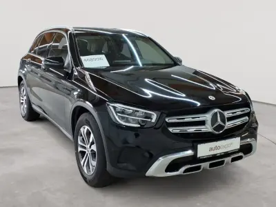 Gebraucht Mercedes GLC220 194 PS (142 kW) 2021 Schwarz SUV