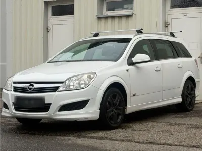 Gebraucht Opel Astra 116 PS (85 kW) 2010 Kombi
