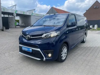 Usata Toyota Proace Verso Comfort 150 CV (110 kW) 2019 Blu Station wagon