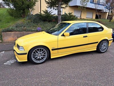 Gelb Gebraucht 1997 BMW 316 M Sport Limousine | 5.650 € (Teuer)