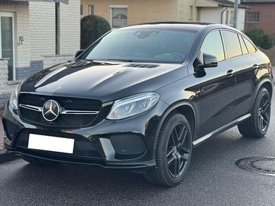 Schwarz Gebraucht 2019 Mercedes GLE350 AMG SUV | 40.990 € (Fairer Preis)