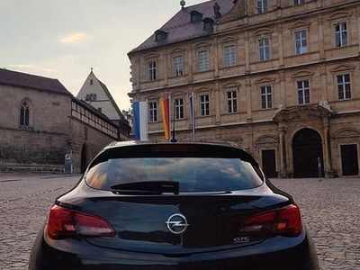 Opel Astra GTC