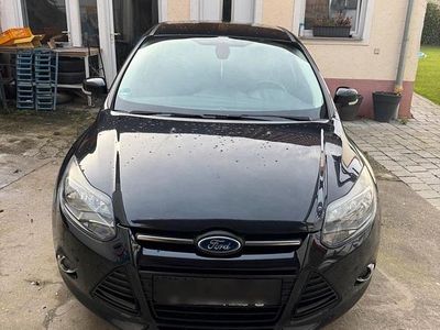 Gebraucht Ford Focus 125 PS (91 kW) 2012 Schwarz Limousine