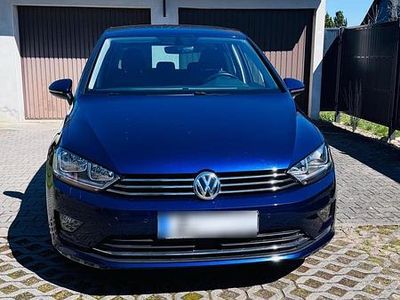Second-hand VW Golf VII Sound 110 CP (80 kW) 2017 Albastru Berlinǎ