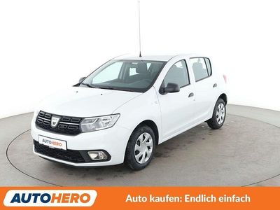 Weiß Gebraucht 2018 Dacia Sandero Essentiel Limousine | 8.880 € (Etwas zu teuer)