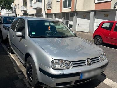 VW Golf IV