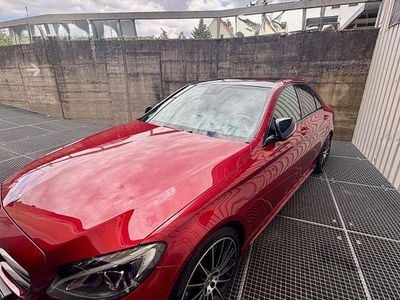 Gebraucht Mercedes C300 AMG line 245 PS (180 kW) 2018 Rot Limousine