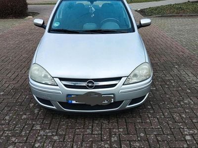 Silber Gebraucht 2005 Opel Corsa Kleinwagen | 700 € (Guter Preis)