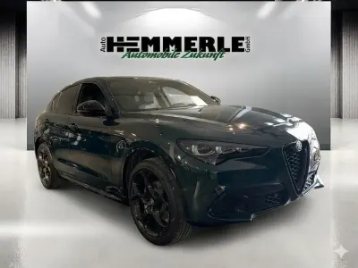 Neu Alfa Romeo Stelvio Veloce 209 PS (153 kW) 2026 Schwarz SUV