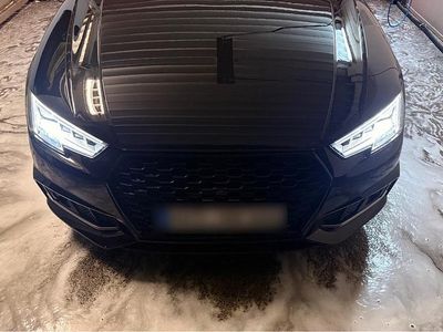 Gebraucht Audi A4 Comfort 190 PS (139 kW) 2019 Schwarz Kombi