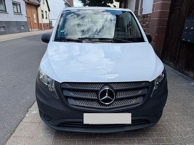 Gebraucht Mercedes Vito 163 PS (119 kW) 2017 Weiß Van