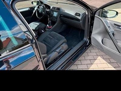 Schwarz Gebraucht 2009 VW Golf VI Kleinwagen | 5.000 € (Fairer Preis)