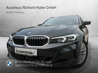 Gebraucht BMW 320 Sport Line 190 PS (139 kW) 2023 Schwarz Kombi