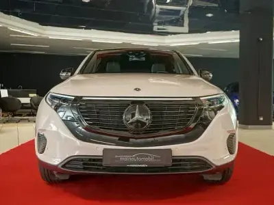 Gebraucht Mercedes EQC400 300 kW (408 PS) 2021 Weiß SUV