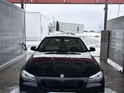 Gebraucht BMW 520 184 PS (135 kW) 2011 Limousine