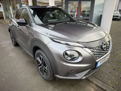 Neu Nissan Juke N-Connecta 143 PS (105 kW) 2025 Grau SUV