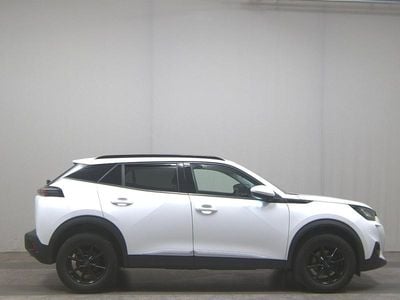 Weiss Gebraucht 2021 Peugeot 2008 Allure SUV | 14.980 € (Guter Preis)