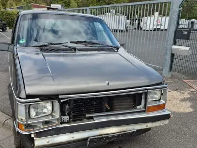 Używany Chrysler Voyager 150 KM (110 kW) 1991 Szary Minivan