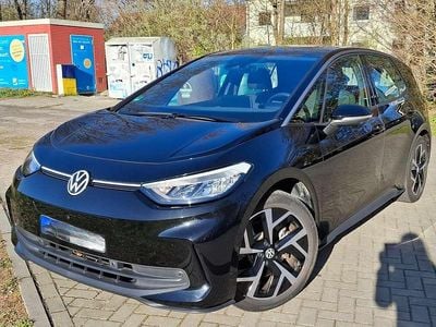 Second-hand VW ID.3 Pro 150 kW (204 CP) 2023 Negru Hatchback