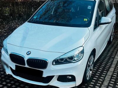 Gebraucht BMW 220 M Sport 190 PS (139 kW) 2017 Weiß Van / Kleinbus