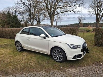 Gebraucht Audi A1 Ambition 105 PS (77 kW) 2011 Weiß Kleinwagen