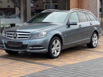 Gebraucht Mercedes C350 Avantgarde 265 PS (194 kW) 2011 Grün Kombi