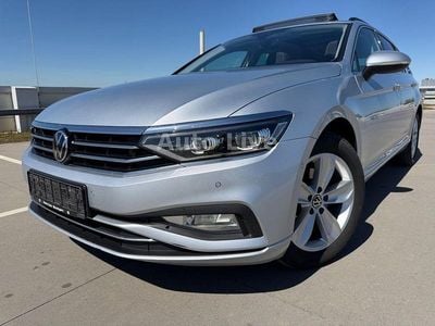 Gebraucht VW Passat 200 PS (147 kW) 2023 Silber Kombi