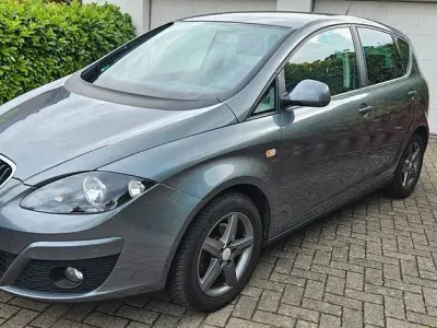 Gebraucht Seat Altea 105 PS (77 kW) 2014 Grau Van / Kleinbus