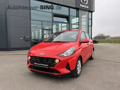 Gebraucht Hyundai i10 Select 100 PS (73 kW) 2020 Tomato red Kleinwagen