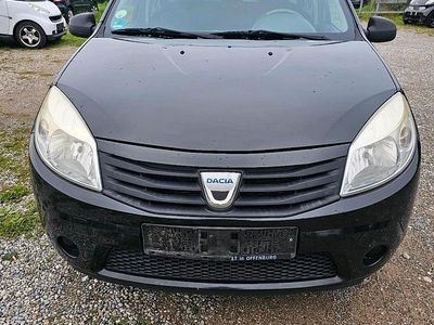 Schwarz Gebraucht 2010 Dacia Sandero Kleinwagen | 1.200 €