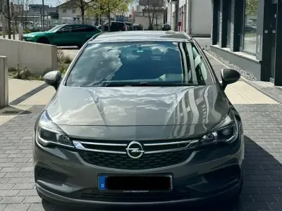Używany Opel Astra Active 110 KM (80 kW) 2018 Szary Kombi