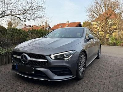 Gebraucht Mercedes CLA200 Shooting Brake 163 PS (119 kW) 2023 Grau Kombi