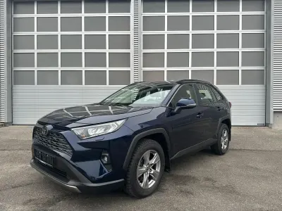Usata Toyota RAV4 175 CV (128 kW) 2022 Blu SUV