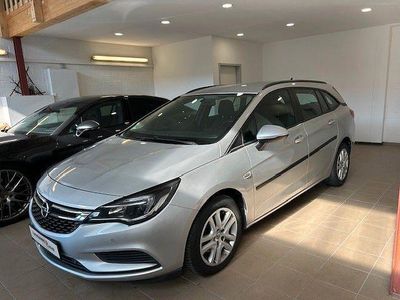Grau Gebraucht 2019 Opel Astra Business Kombi | 8.300 € (Fairer Preis)