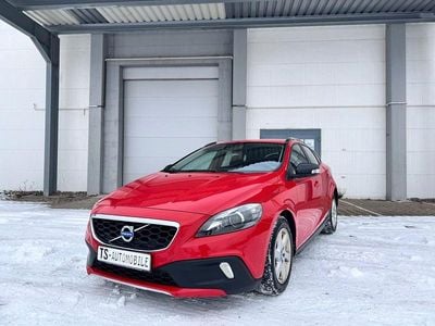 Rot Gebraucht 2014 Volvo V40 Basis Kleinwagen | 6.990 € (Fairer Preis)